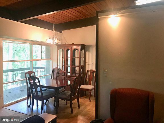 5th image of 4319 Americana Dr APT 203
