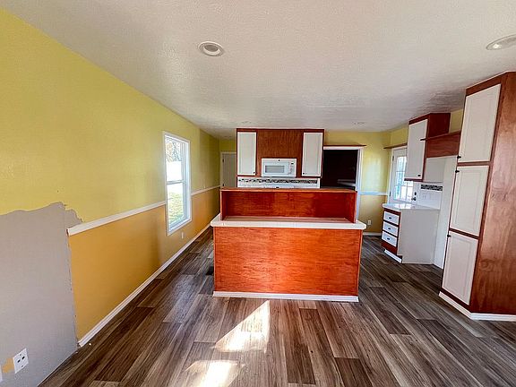 3rd image of 2850 S Beltline Rd #101
