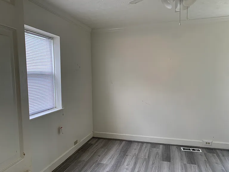 300 Florida Ave — Photo 8