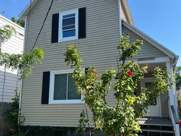 918 Nagold St NW #1, Grand Rapids, MI 49504