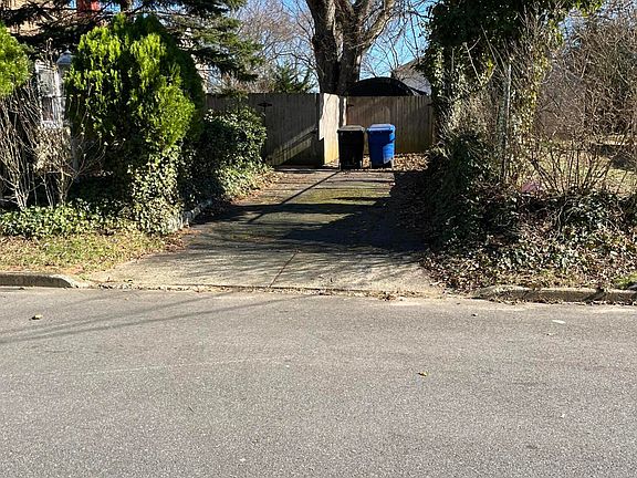 4th image of 9 Georgia Avenue