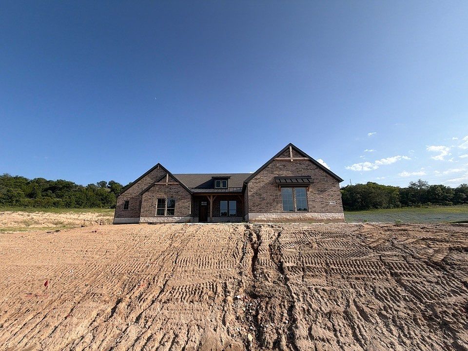1st image of 536 Lantana Dr