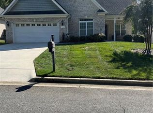 712 Beckwith Dr, Greensboro, NC 27410