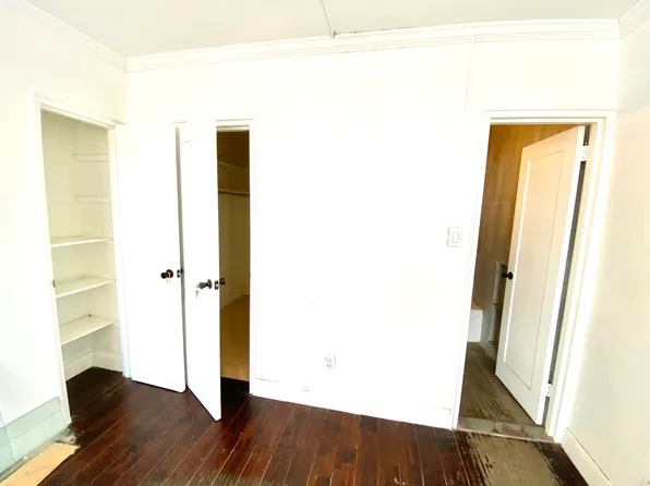 3131 Grand Concourse image 20 of 33