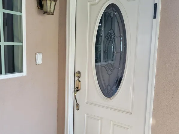 2407 S Cochran Ave #Adu, Los Angeles, CA 90016