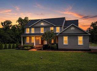 27 McCoy Ln, Carlisle, PA 17015