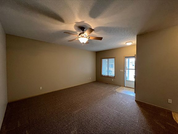 4th image of 2452 Westside Ave