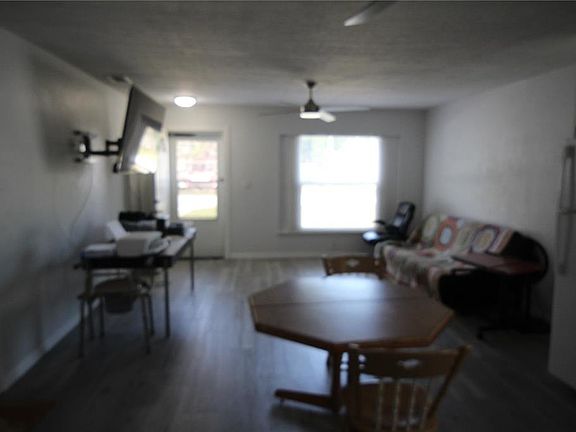 4th image of 812 OLEANDER AVENUE