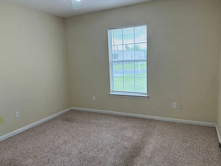 3611 Eagle Ln — Photo 12