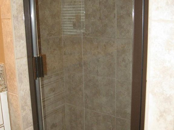 Luxurious tiled showers