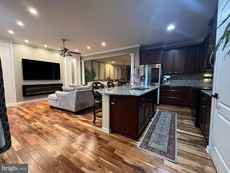 1116 S Olmsted Pkwy — Photo 10