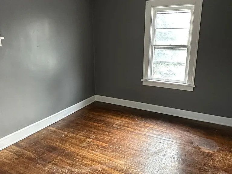 14505 Darwin Ave — Photo 5