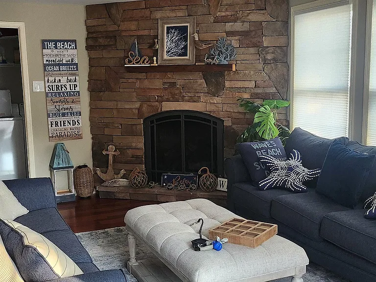 5217 Harbor Beach Blvd — Photo 7