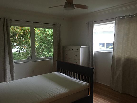 3rd image of 1428 Ortega Ave