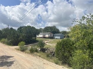1075 Lakeshore Ln, Bandera, TX 78003