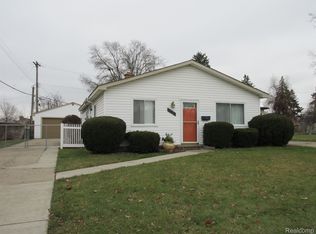 26794 Barrington St, Madison Heights, MI 48071