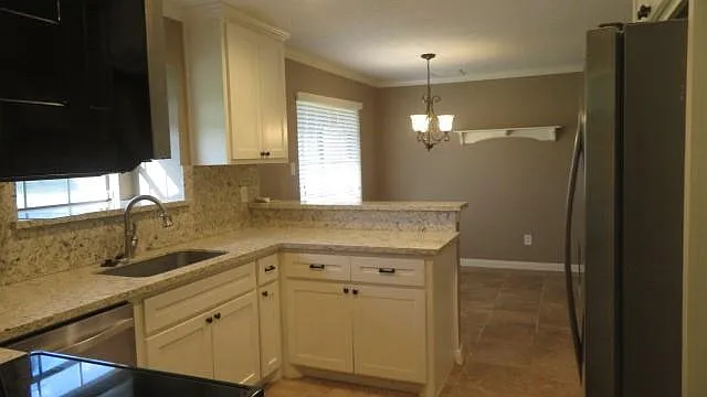 803 Briarmeadow Ave — Photo 4