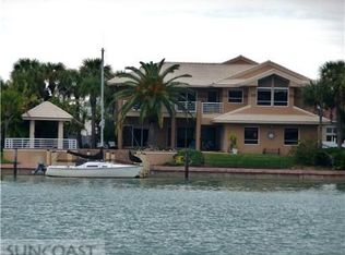 10012 S Yacht Club Dr, Treasure Island, FL 33706