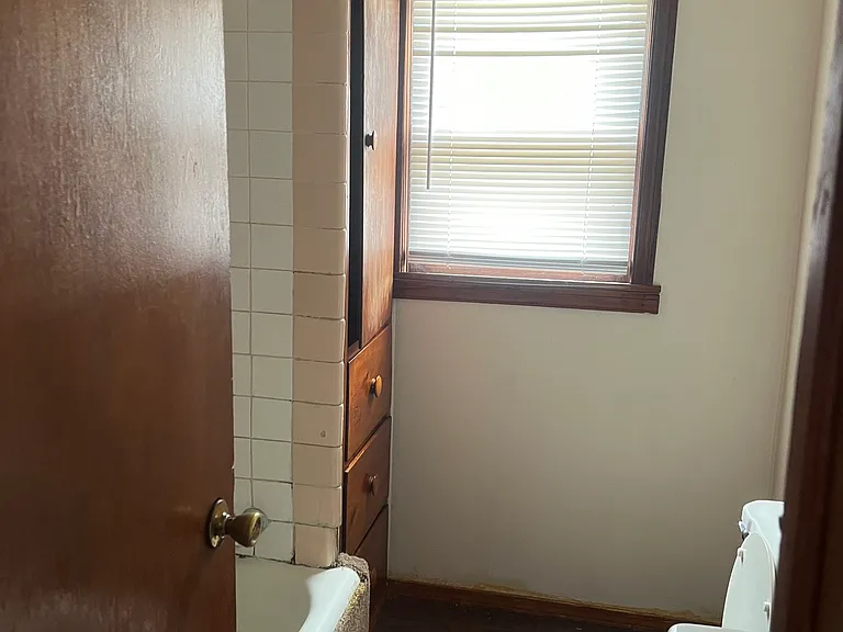 2824 SW Grand Blvd — Photo 8