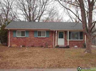 615 Berkshire Dr, Seymour, IN 47274