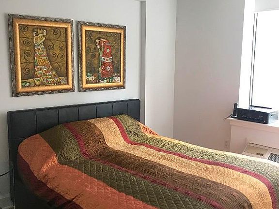 4th image of 505 W 47th St #3A
