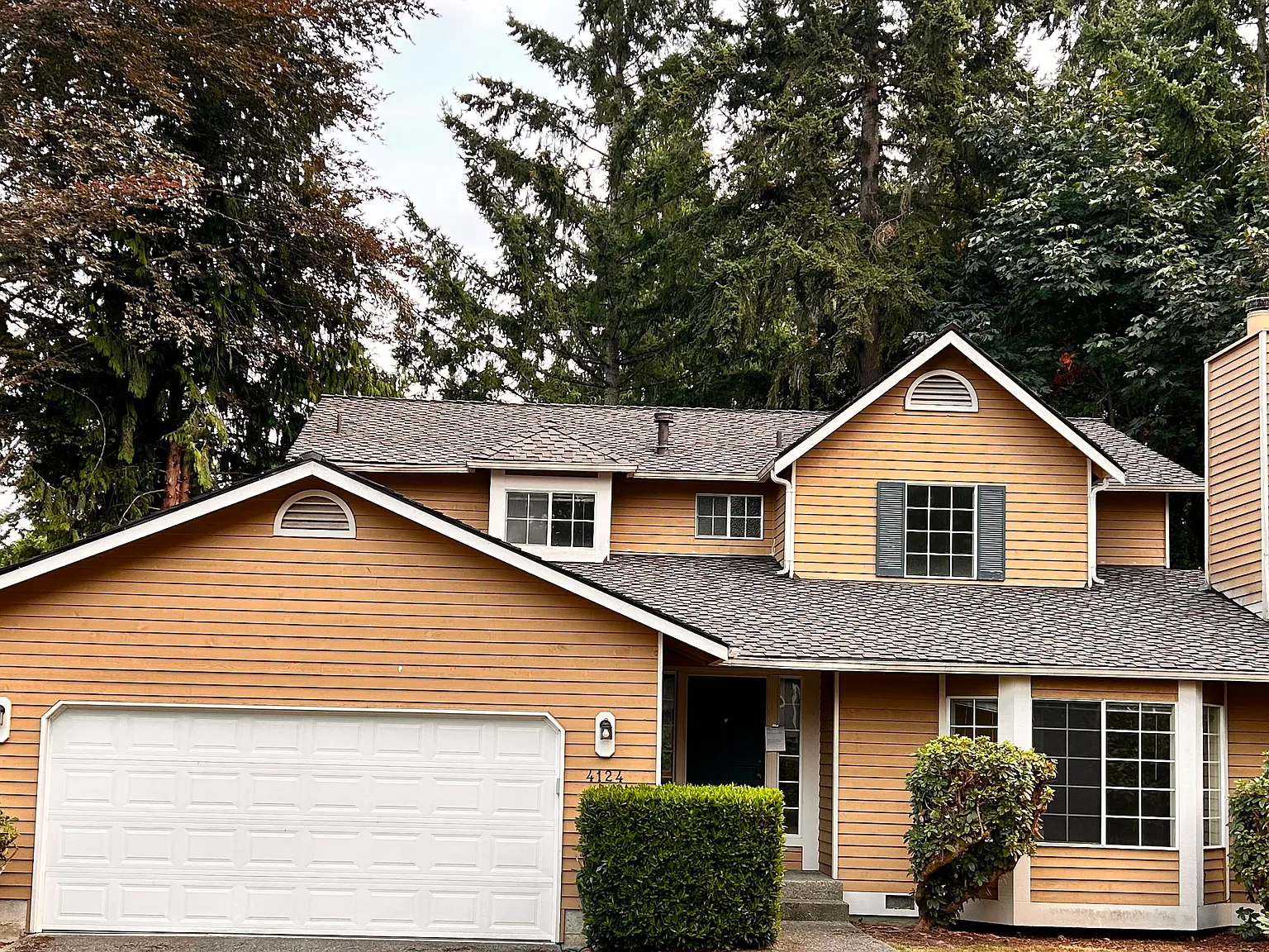 3 bed, 2.5 bath, 1970 sqft, $3,649 — Photo 1