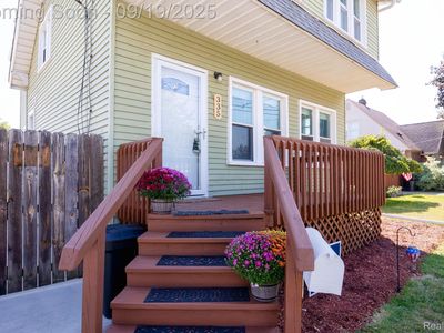 335 6th St, Wyandotte, MI, 48192