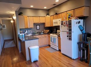 3841 N Lincoln Ave #3N, Chicago, IL 60613