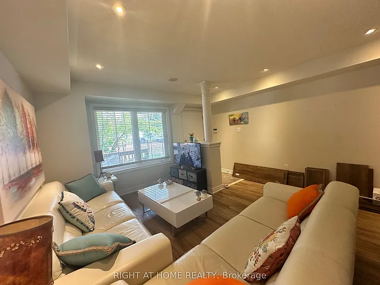 1830 Lake Shore Blvd E #GROUND — Photo 17