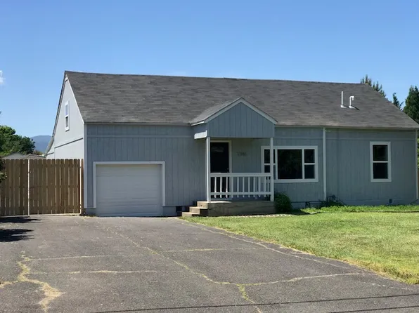 1346 Dixie Ln, Medford, OR 97501