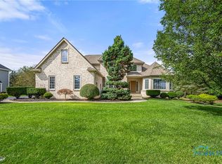 7410 Valhalla Dr, Maumee, OH 43537