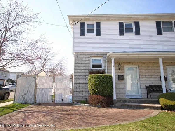 78 Shadow Ln, Staten Island, NY 10306