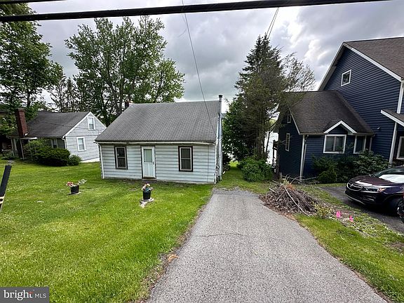 3rd image of 20488 Garrett Hwy