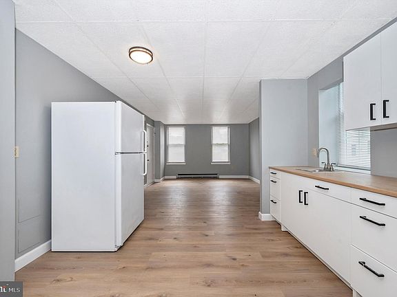5th image of 225 Jonathan St #229