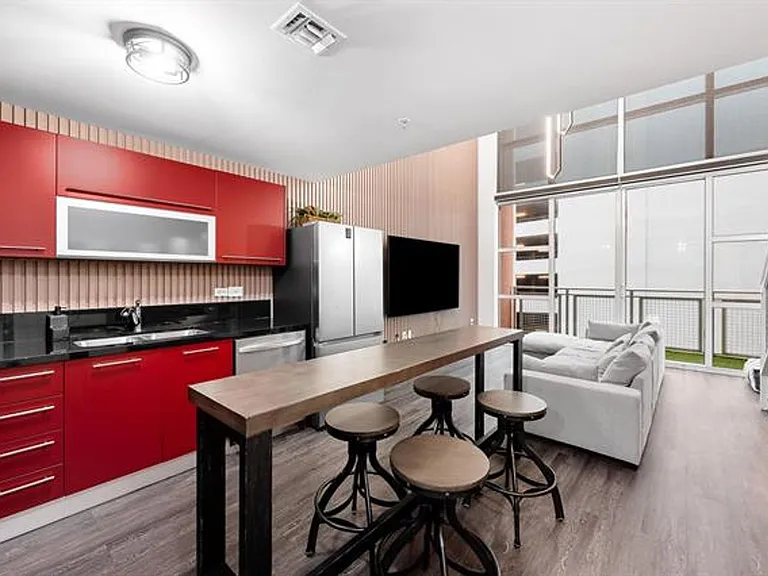 244 Biscayne Blvd #651 — Photo 5