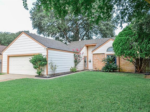 2nd image of 1046 Red Rock Canyon Dr