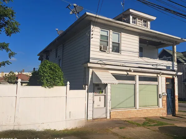 1402 Prospect Ave, Scranton, PA 18505