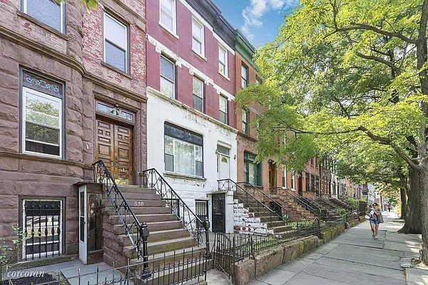 Rented by Compass | media 10