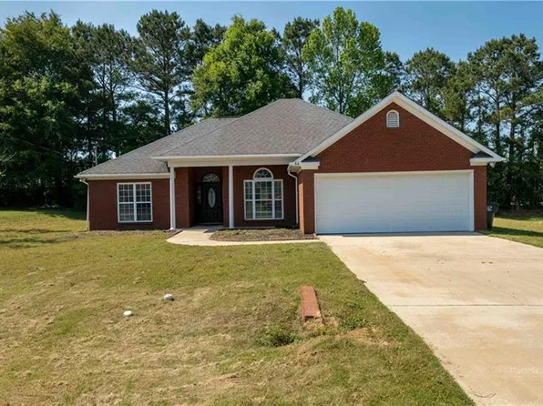 64 Katie Dr, Phenix City, AL 36869