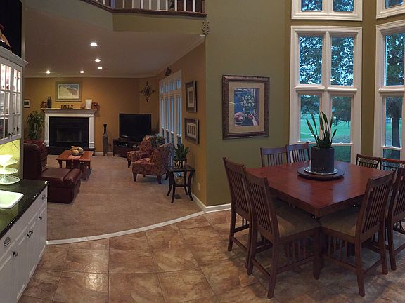 Breakfast nook
