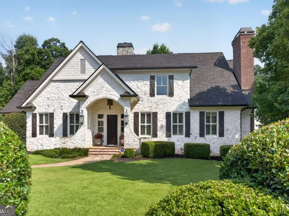 1080 Balmoral Ln, Roswell, GA 30075