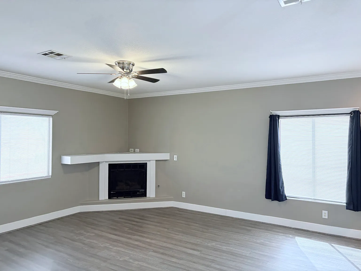 2 bed, 2.0 bath, 1259 sqft, $1,600 — Photo 4