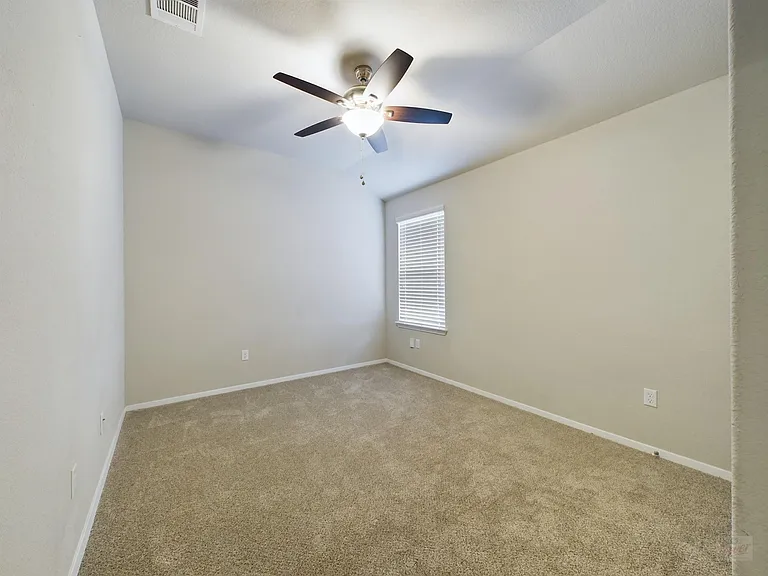 2409 Brook Crest Way — Photo 20
