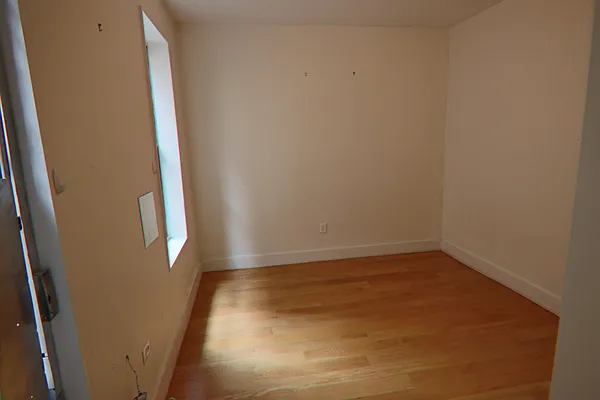 Rented by PMG Real Estate  | media 12