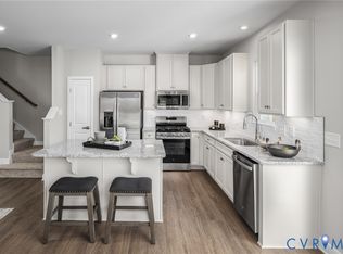 40 Pink Lily Ln, Chester, VA 23831