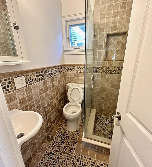52 Greenleaf Ave #3 — Photo 14