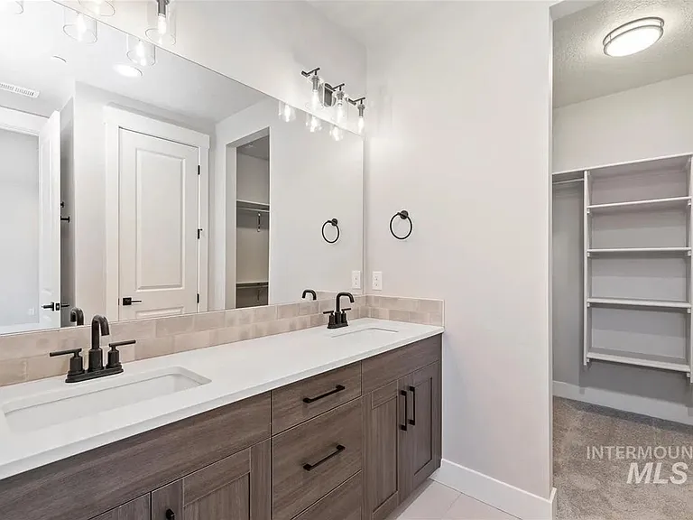 578 Hidden Mill Ct — Photo 18