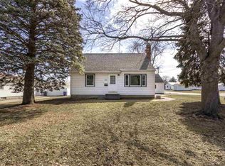 1900 Bourland Ave, Waterloo, IA 50702