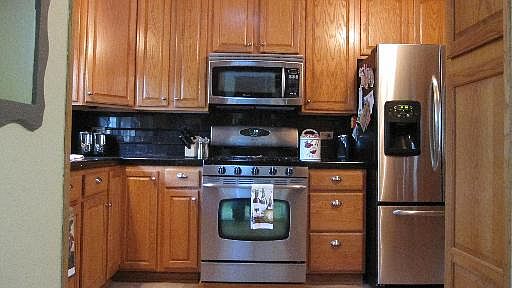 3rd image of 7706 Jamison Dr