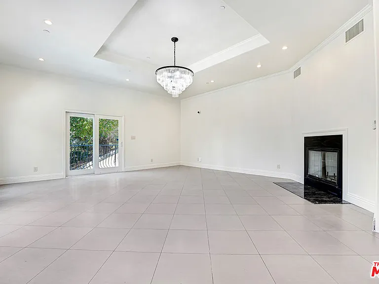 4156 Sunswept Dr — Photo 9